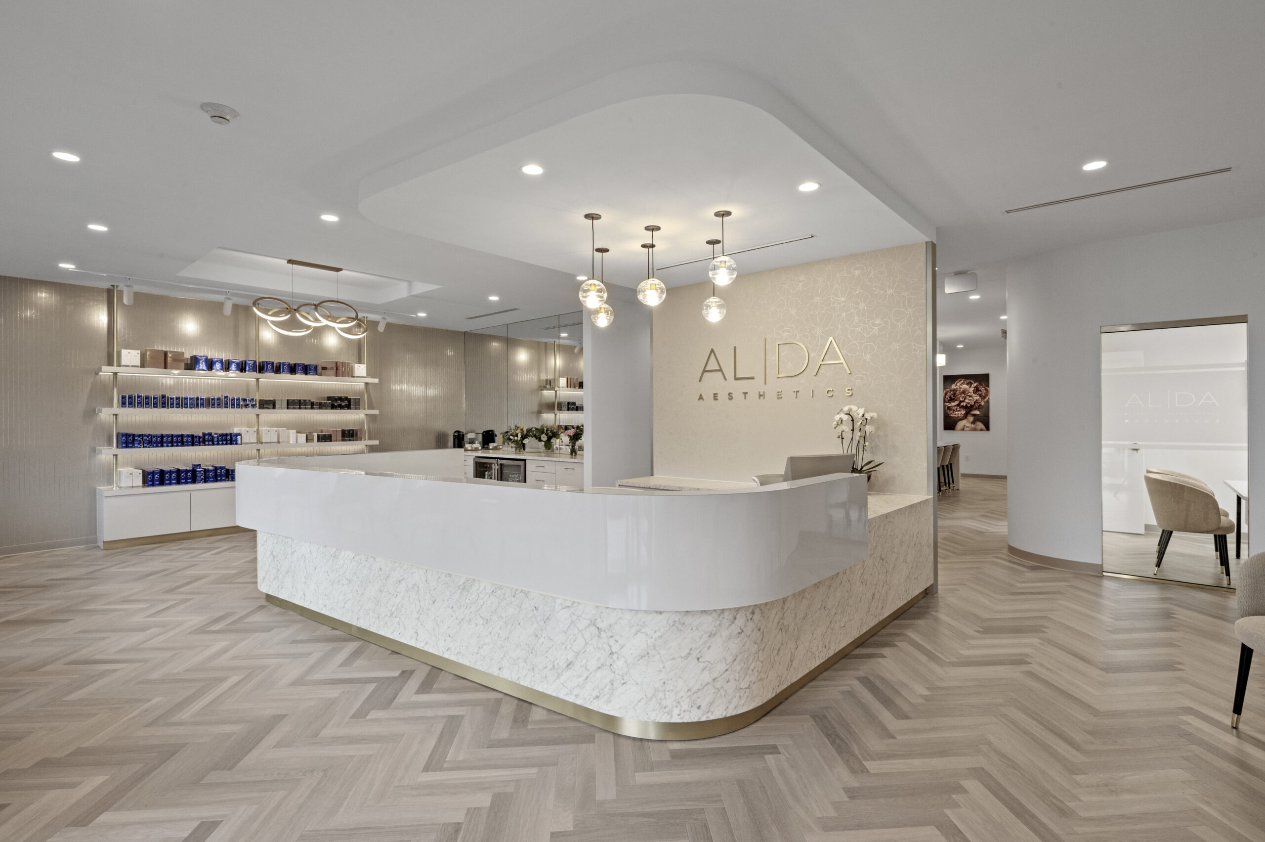 Haynes Group and Ebbrell Create New Space for AlDa Aesthetics