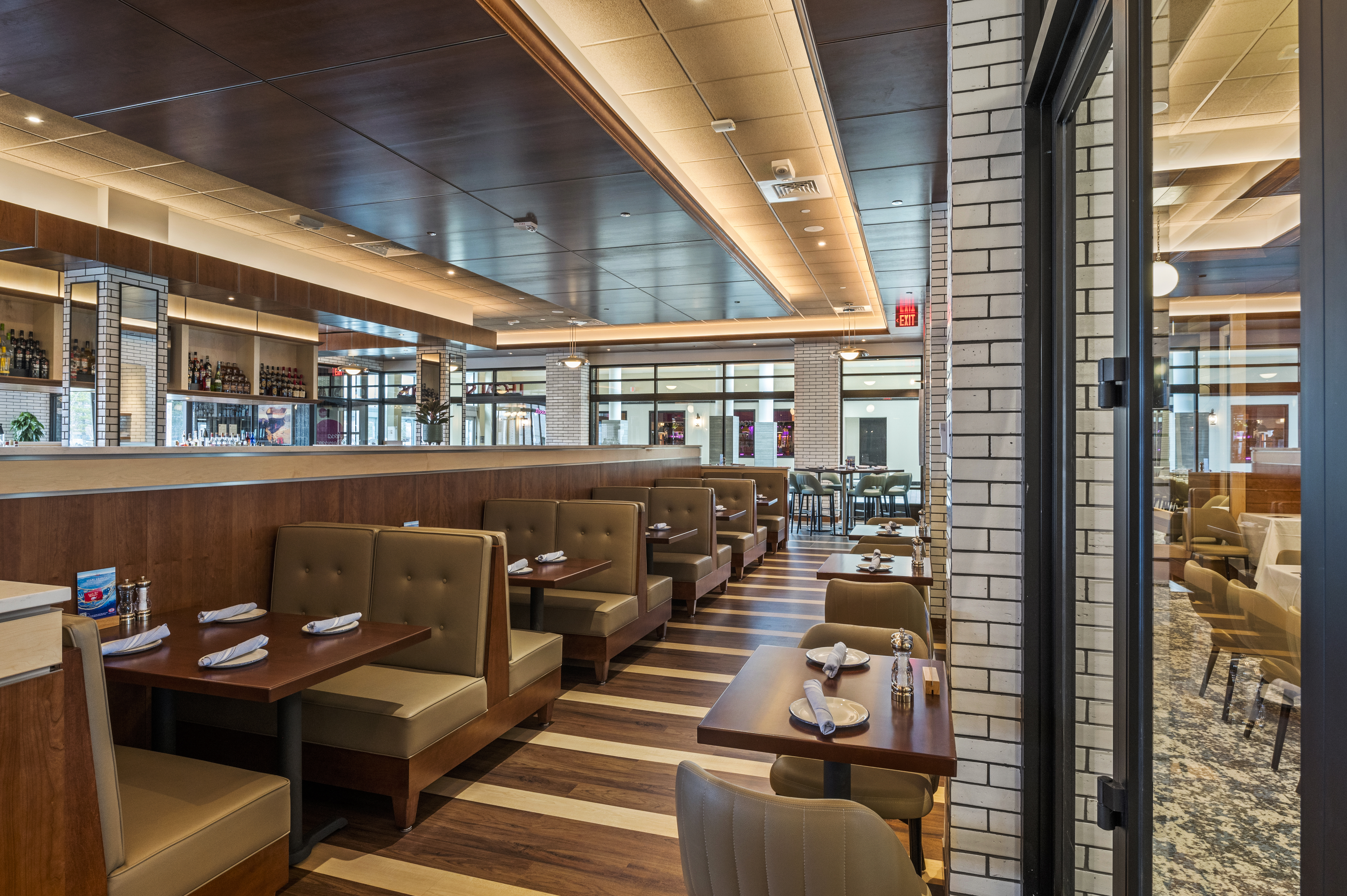 Legal Sea Foods — Burlington